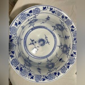 Vintage Large Chinese blue and white porcelain ink wash basin